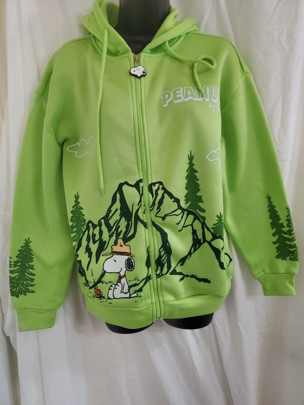 Peanuts camping Snoopy & Woodstock  green hoodie with snoopy zip pull size L NEW - Picture 12 of 14